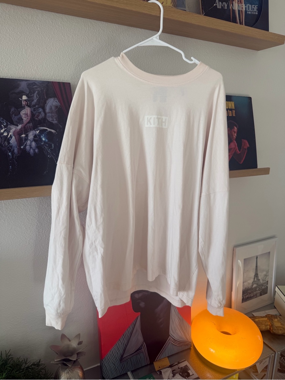 Kith Men’s Crewneck Sweatshirt — Pale Pink